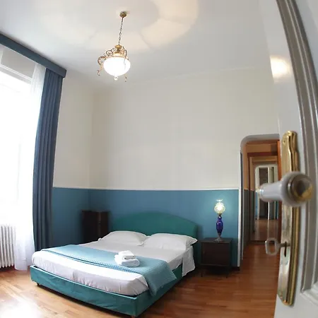 Town House Paradiso 3*